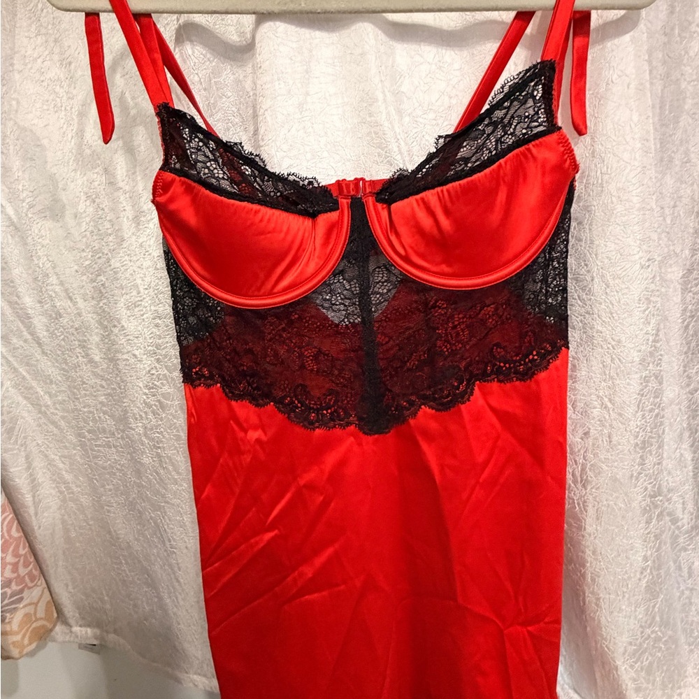 Frederick's of Hollywood Red and Black Lace Chemise